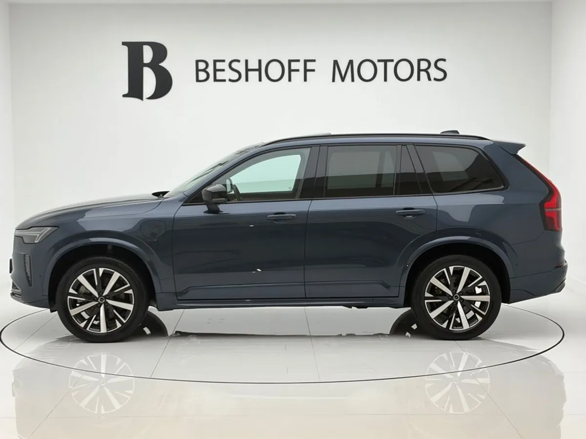 Volvo XC90 T8 PLUS AWD=PAN ROOF//DARK PACK//€140 R - Image 2