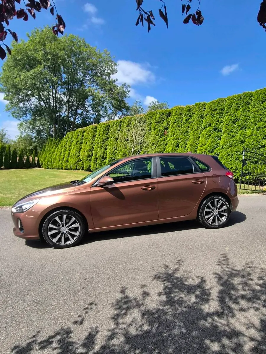2018 hyundai i30 1 litre petrol - Image 2