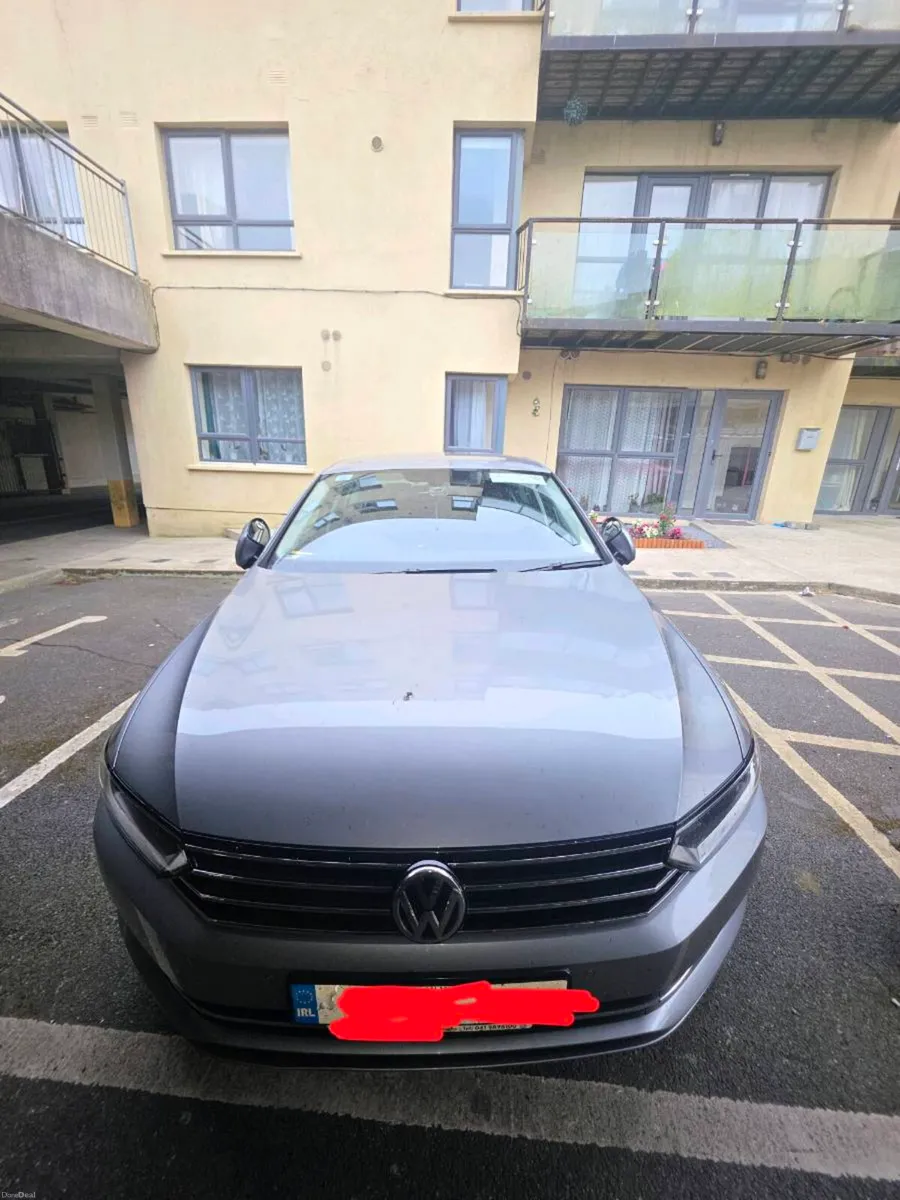 VW Passat 2019 (191) - Image 2
