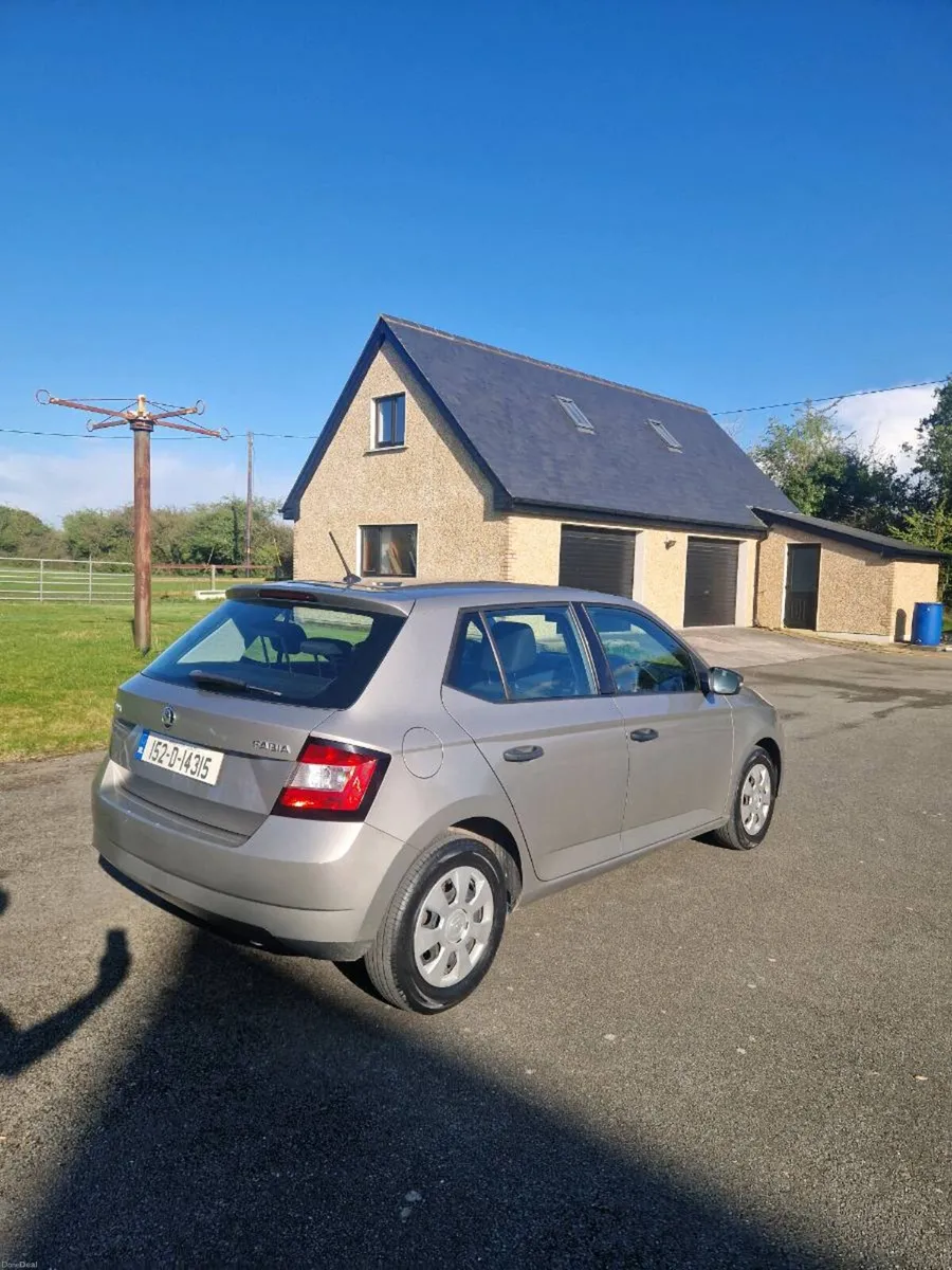 152 Skoda Fabia 1.0 Petrol | Clean & Economical - Image 4