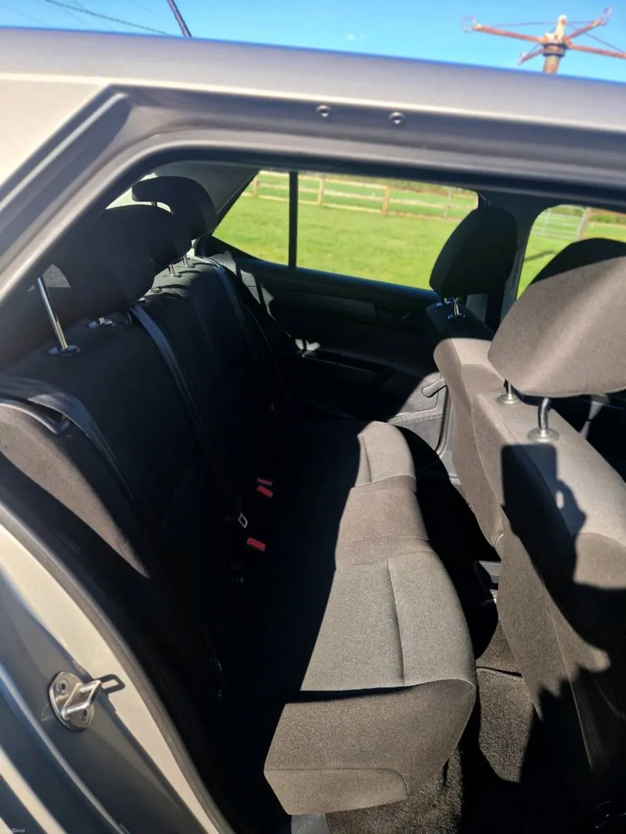 152 Skoda Fabia 1.0 Petrol | Clean & Economical - Image 6