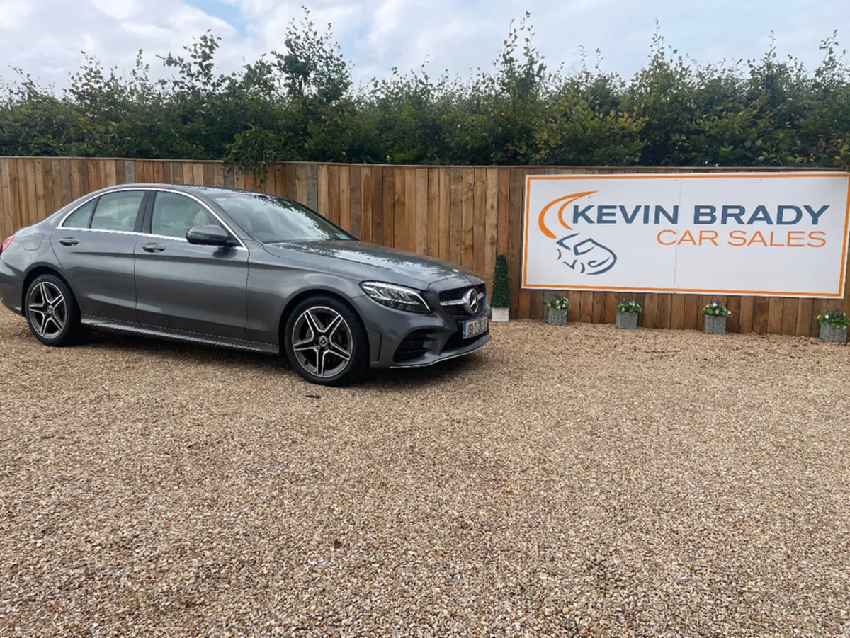Mercedes-Benz C-Class 180 D AUTO AMG STYLING - Image 1