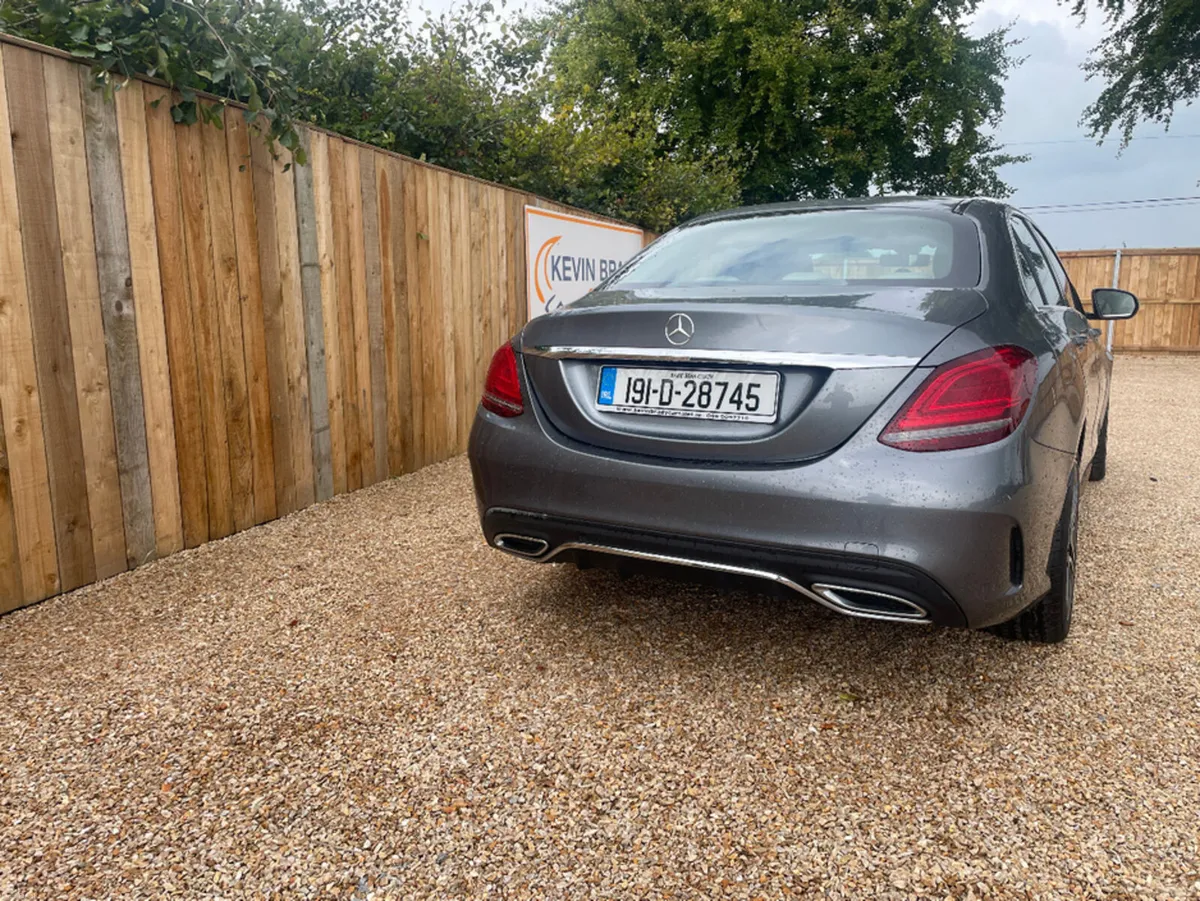 Mercedes-Benz C-Class 180 D AUTO AMG STYLING - Image 5