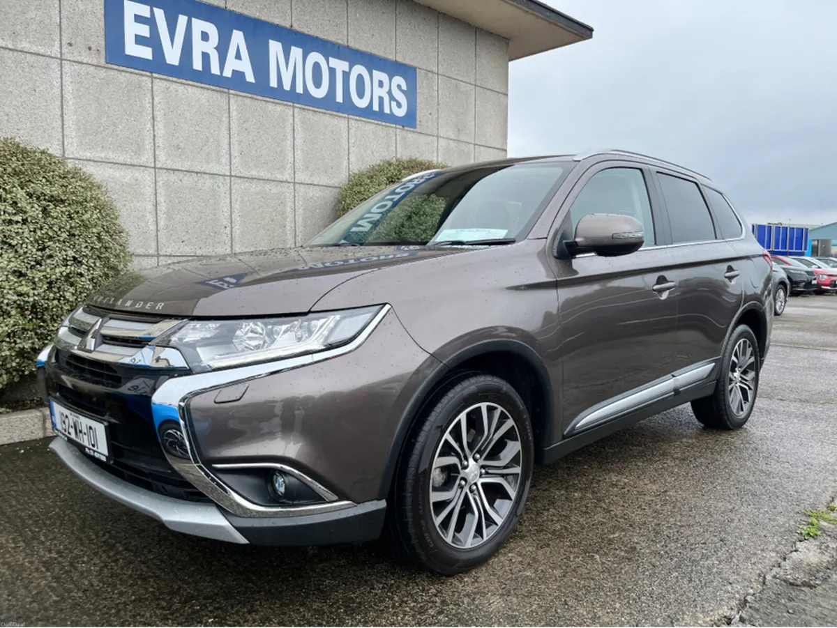 Mitsubishi Outlander 4WD 7 SEATER 2.3 DIESEL MANUA - Image 5