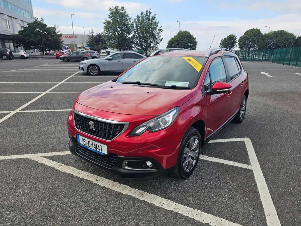 Peugeot 2008 1.2 PURETECH, ACTIVE MODEL, LOW MILEA - Image 5