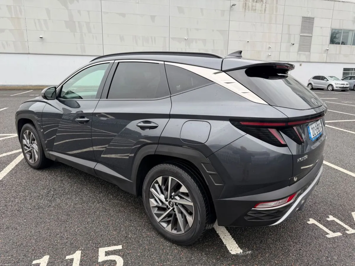 Hyundai Tucson 1.6 DSL, EXECUTIVE MODEL, MANUAL, S - Image 5