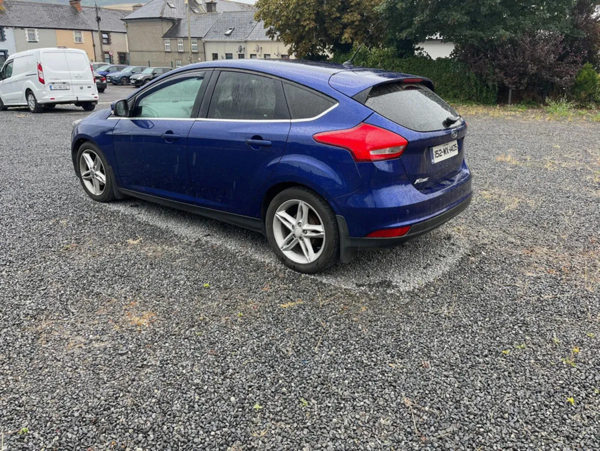Ford Focus 1.5 TDCI ZETEC 120PS 5DR - Image 5