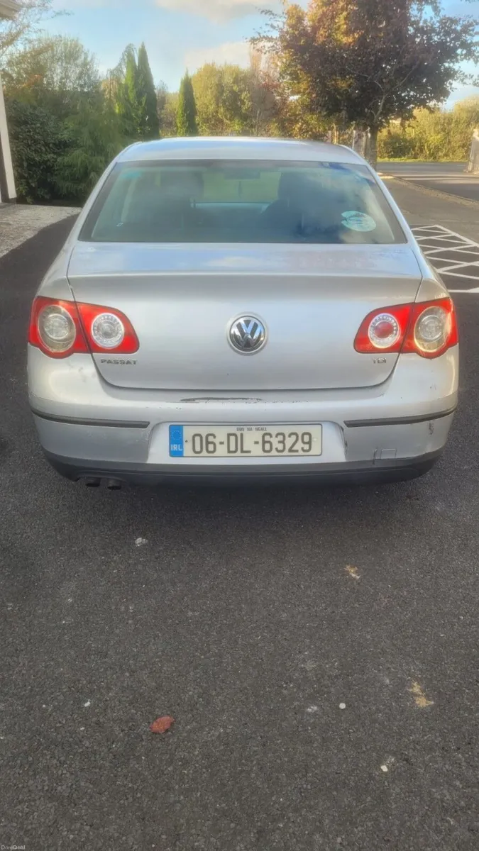 Volkswagen Passat 2006 - Image 5