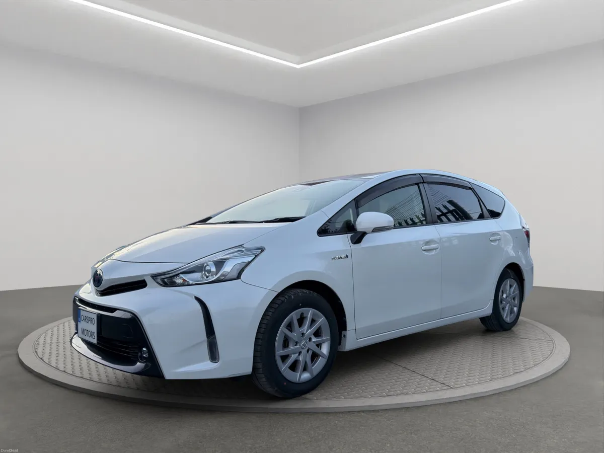 Toyota Prius 2018*7 SEATER AUTOMATIC HYBRID 1.8 PE - Image 4