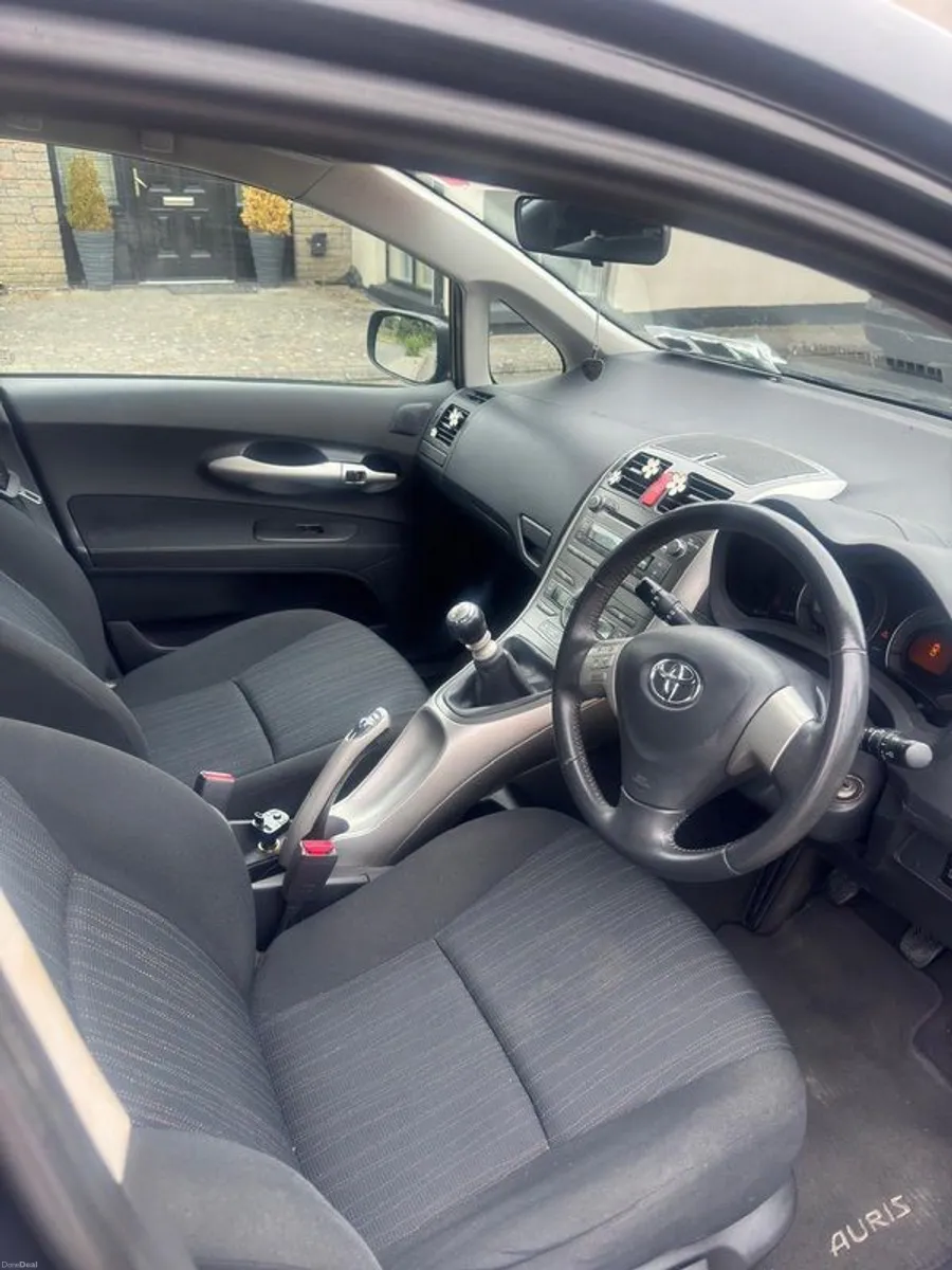 2009 Toyota Auris - Image 4