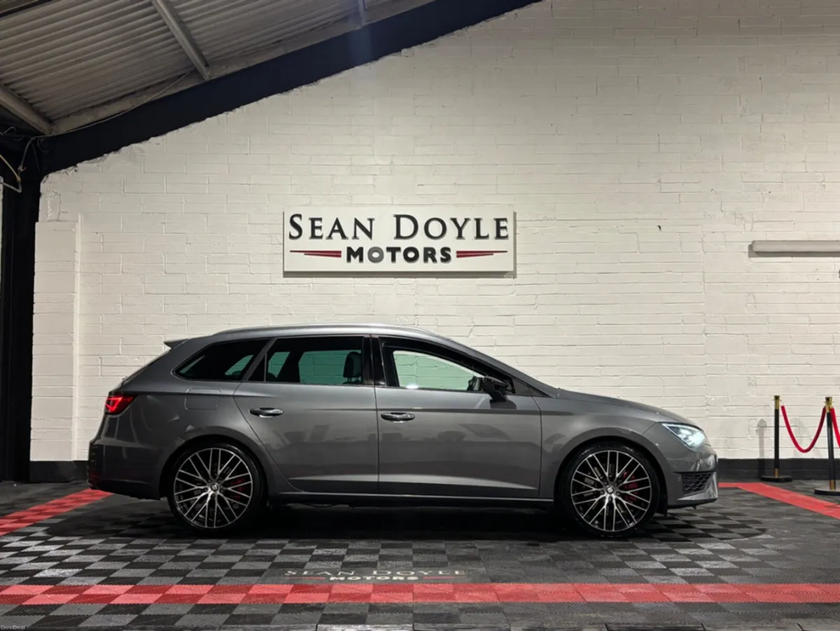 SEAT Leon 2015 CUPRA 280 ST TSI Estate Automatic - Image 4