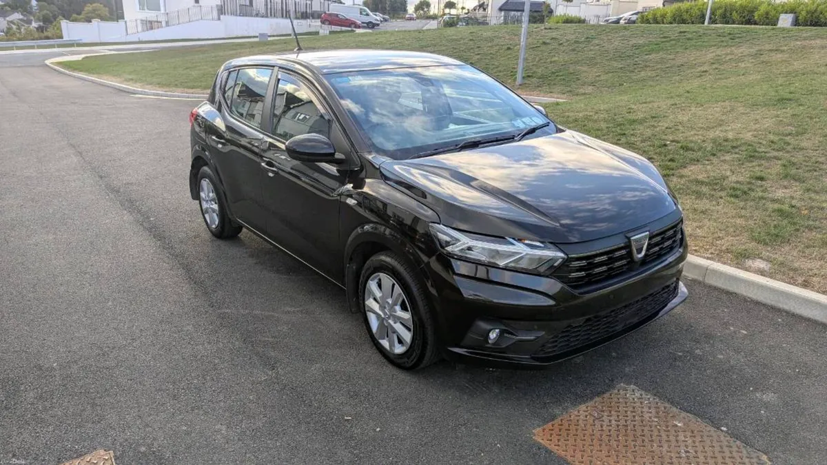 Dacia Sandero Comfort TCE 100 LPG long NCT - Image 1