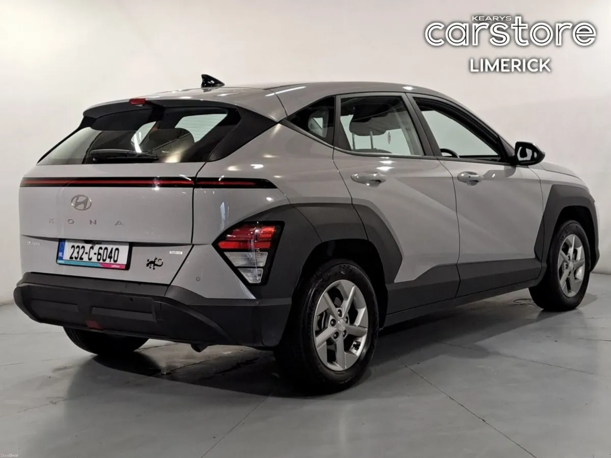 Hyundai KONA 1.6 HYBRID Signature Auto - Image 3