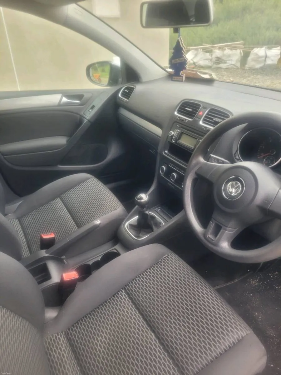 Car - Image 5