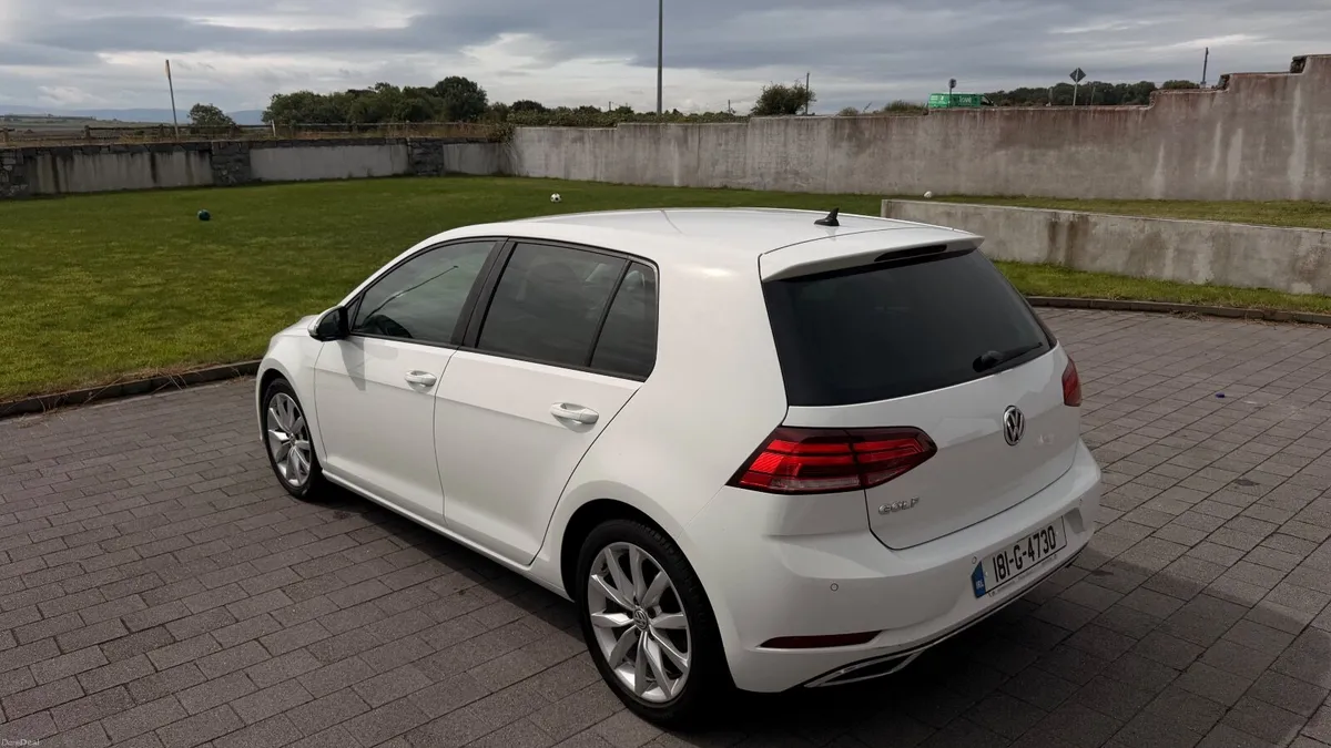 Volkswagen Golf 1.6 TDI  2018 - UK Spec - Image 4
