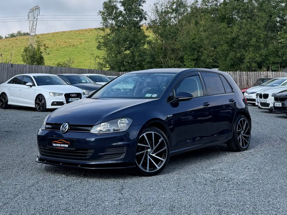 VOLKSWAGEN GOLF 2015 - Image 1
