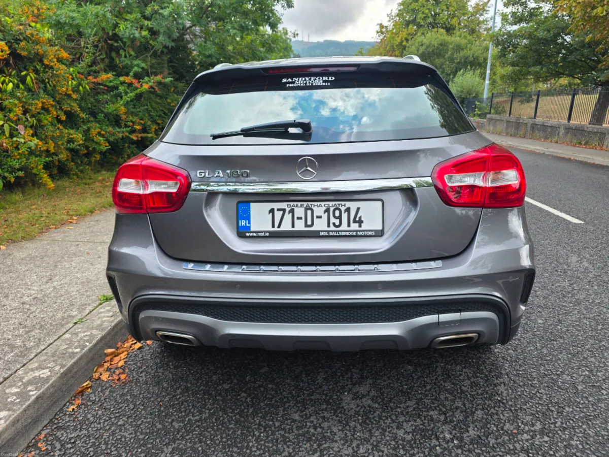 Mercedes-Benz GLA 180 AMG Sport 5DR Auto - Image 4