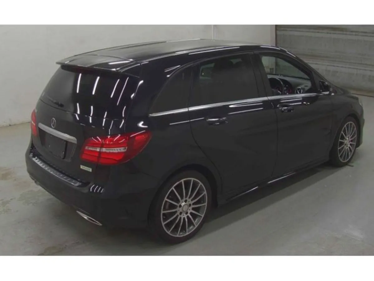 Mercedes-Benz B-Class 1.6 B 182 Sport Petrol Auto - Image 4