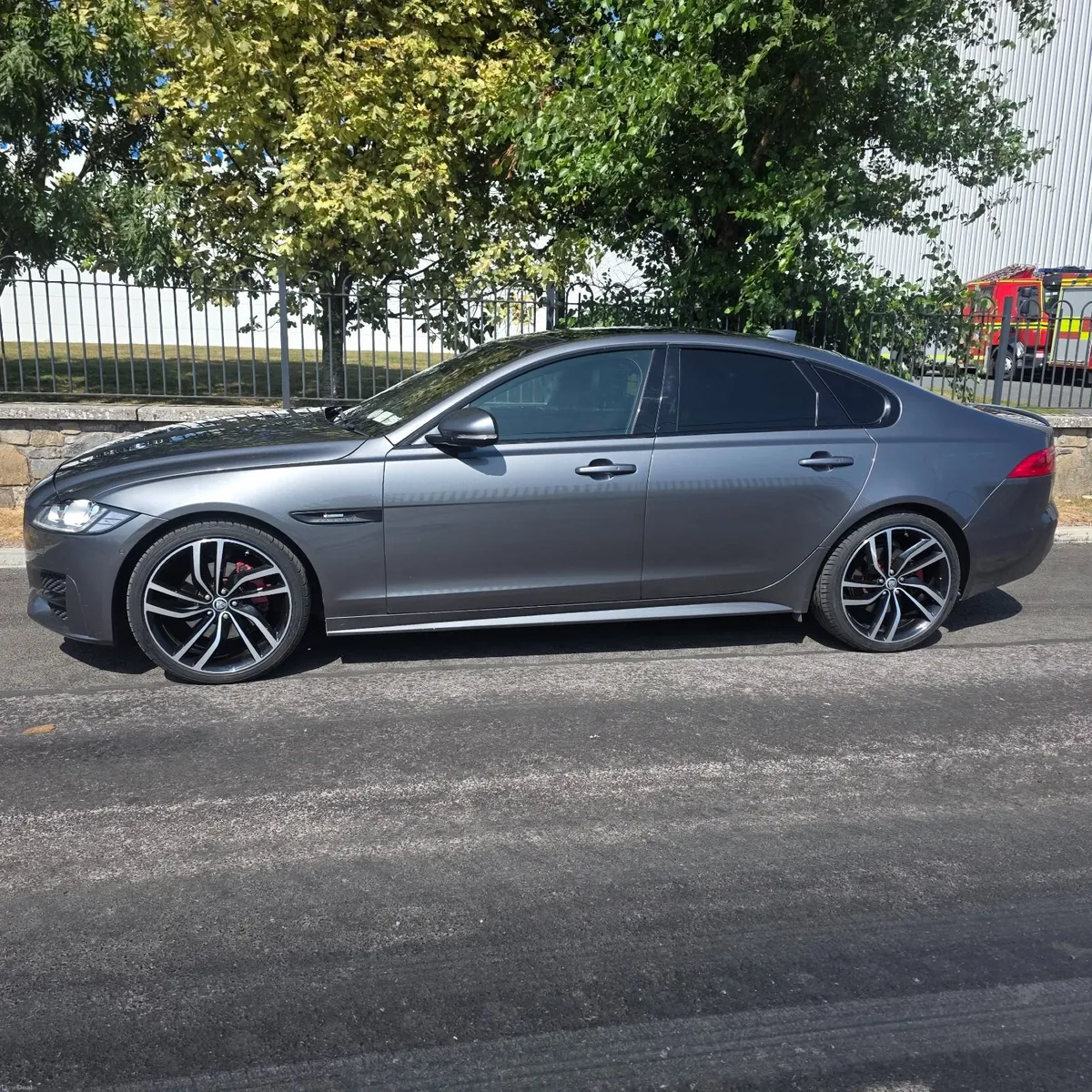 Jaguar XF 2016 - Image 3
