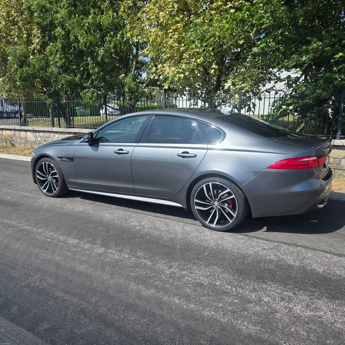 Jaguar XF 2016 - Image 4