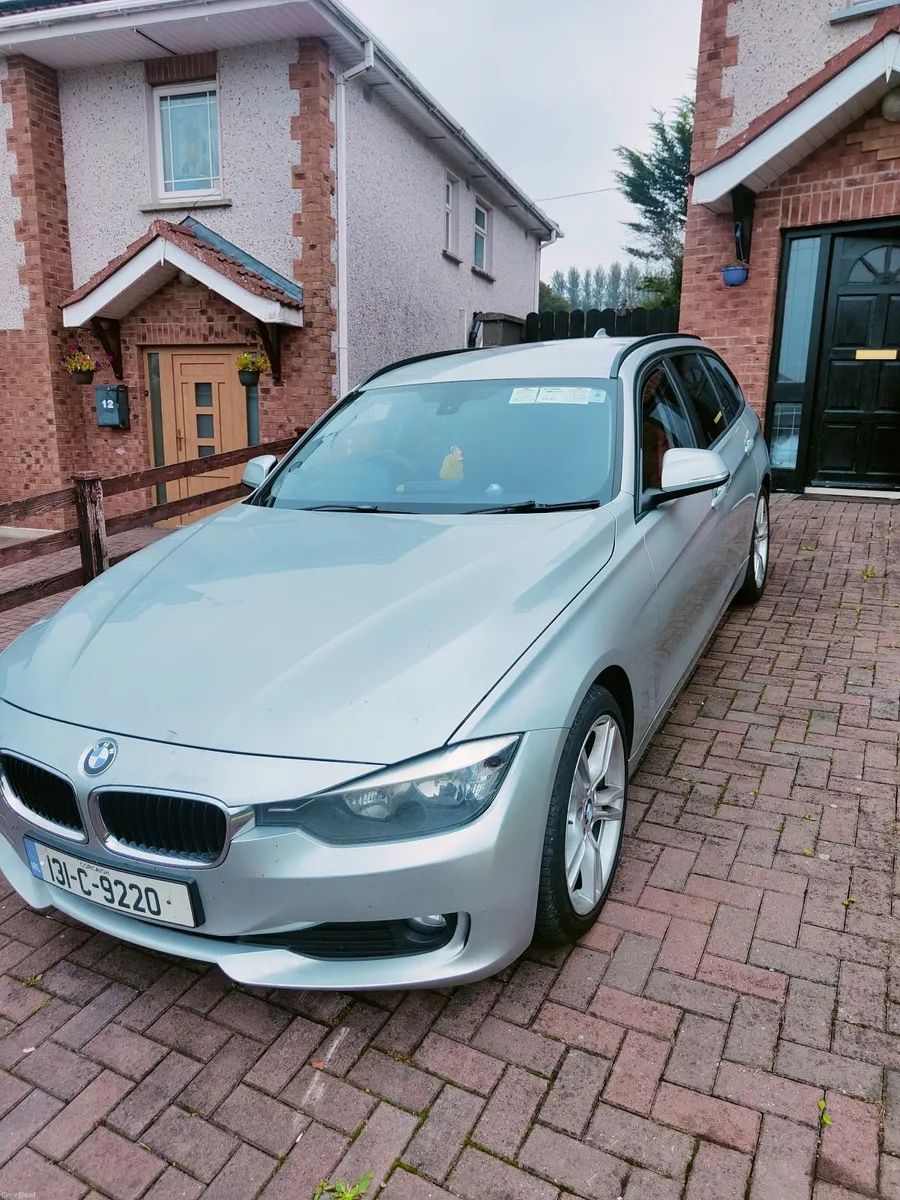 BMW 3-Series 2013 - Image 2
