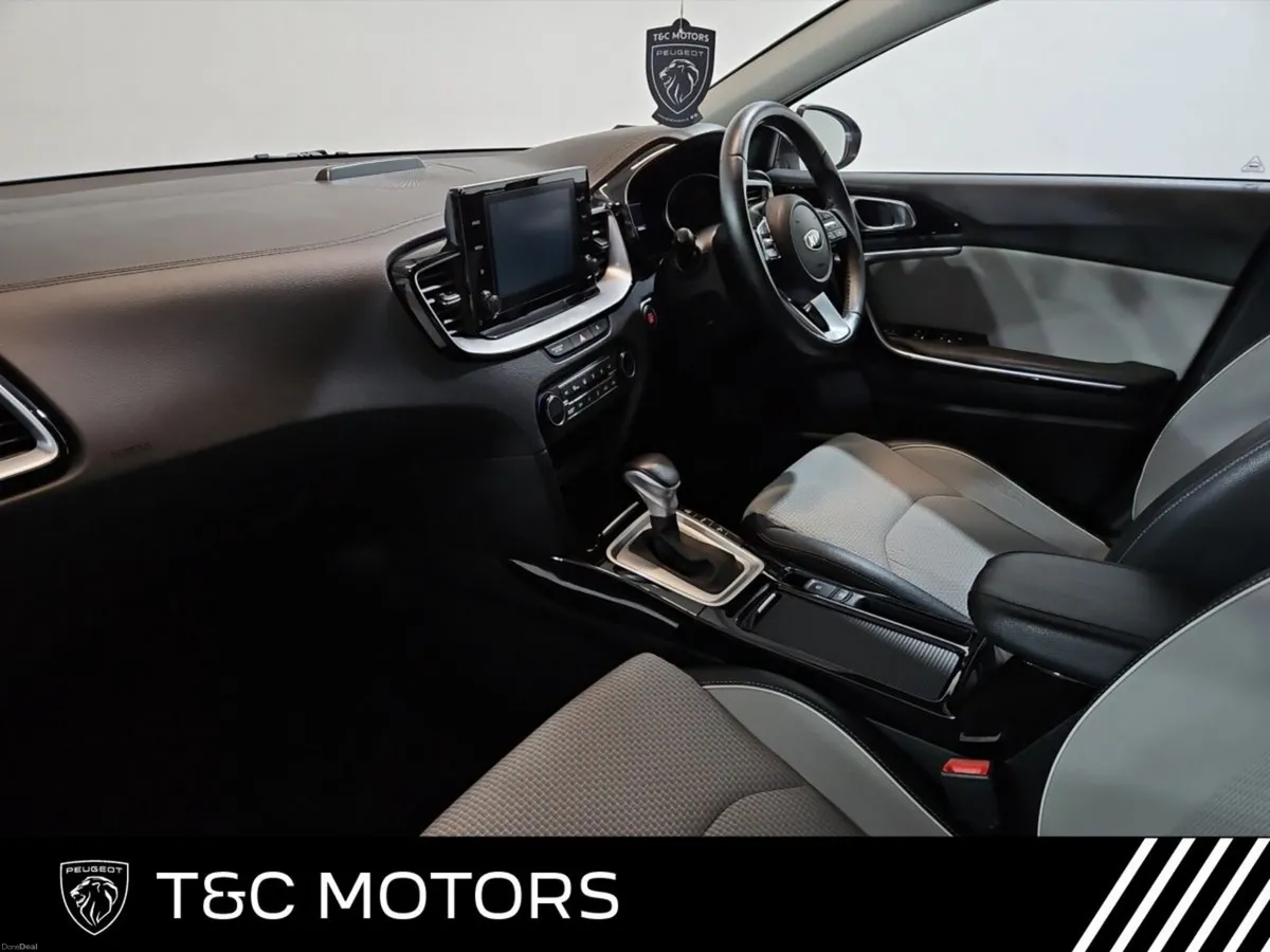 Kia Ceed 1.6 GDI PHEV Trailer - Image 4