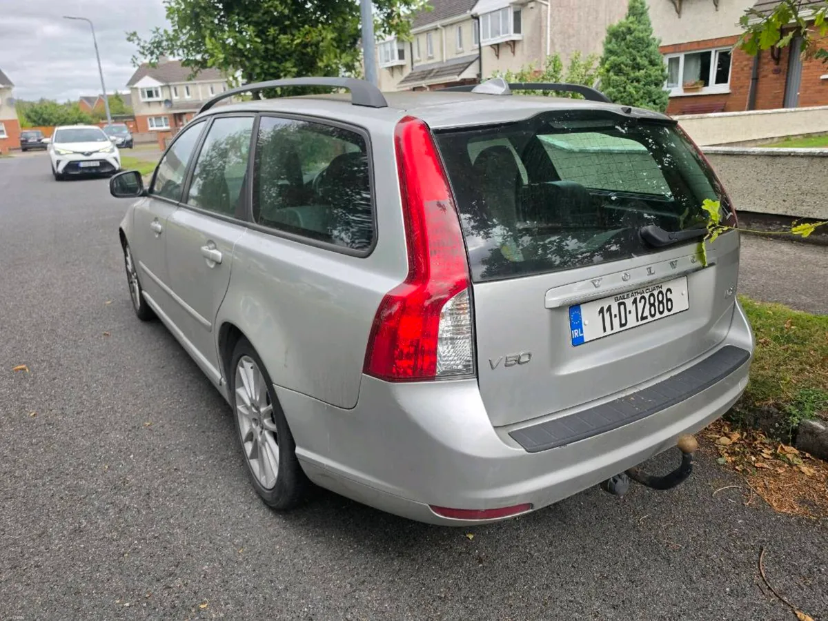 Volvo v50 - Image 4