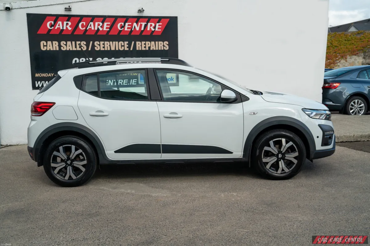 2022 Dacia Sandero Stepway Prestige 1.0 - Image 4