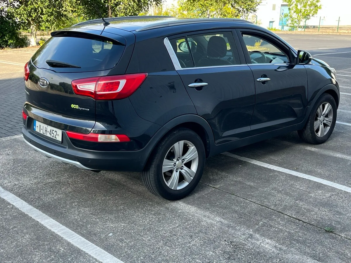 2011 Sportage, 180k km, High Spec - Image 5
