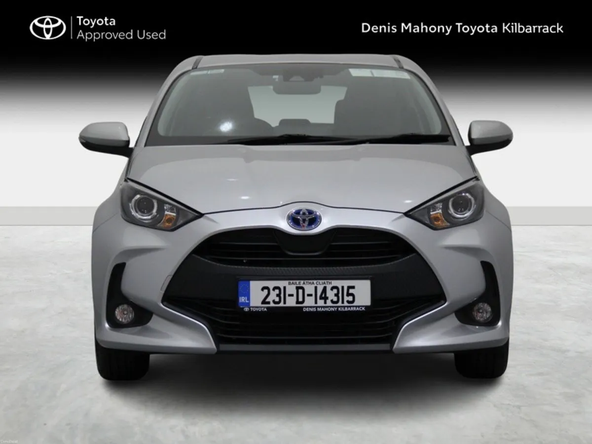 Toyota Yaris HYBRID LUNA - Image 5