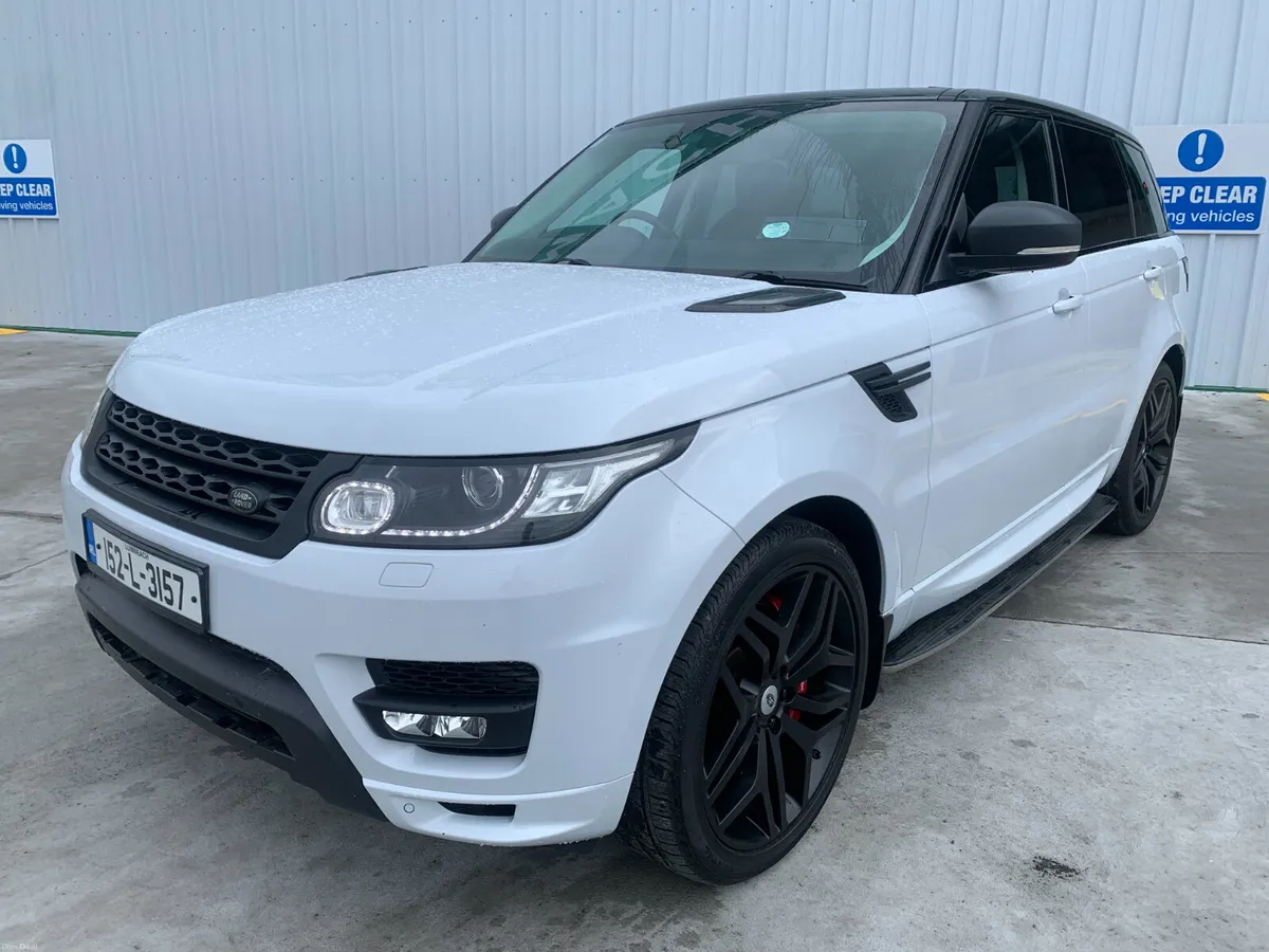 UNRESERVED 2015 LAND ROVER RANGE ROVER SPORT - Image 1