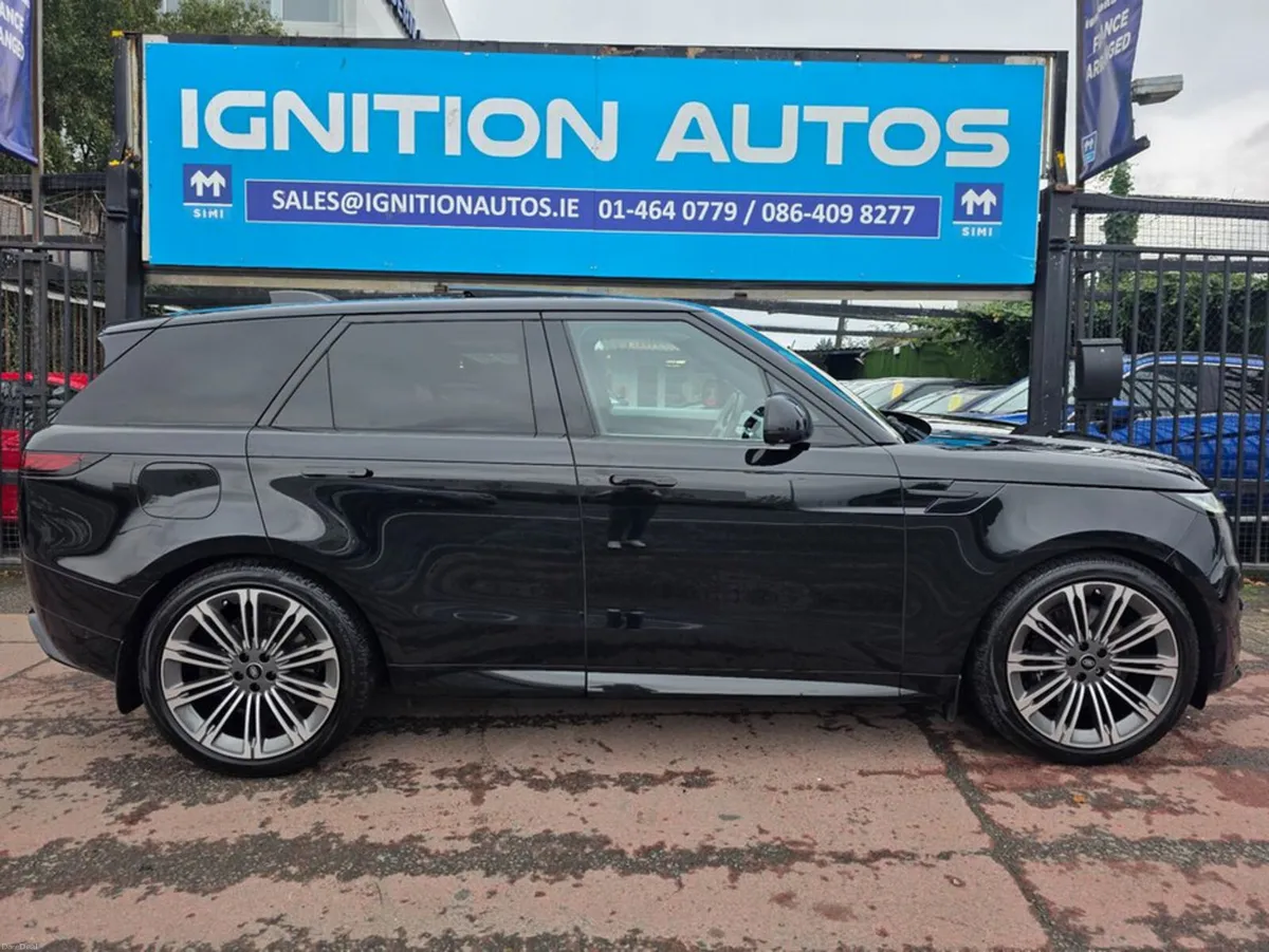 Land Rover Range Rover Sport P440E SPORT DYN SE NE - Image 2