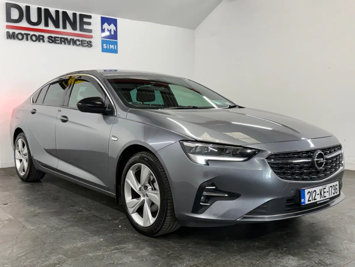 Opel Insignia **2 KEYS  **MULTI FUNCTION STEERING - Image 4