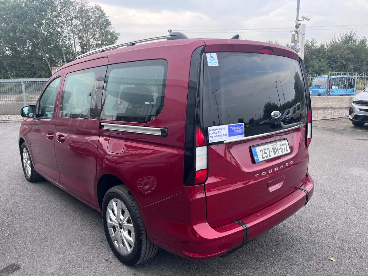 Ford Tourneo Connect 2025 Wheelchair Taxi - Image 5