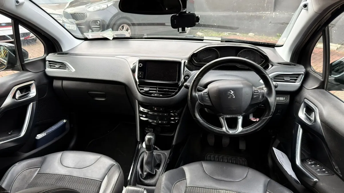 Peugeot 1.2 Petrol - Image 5