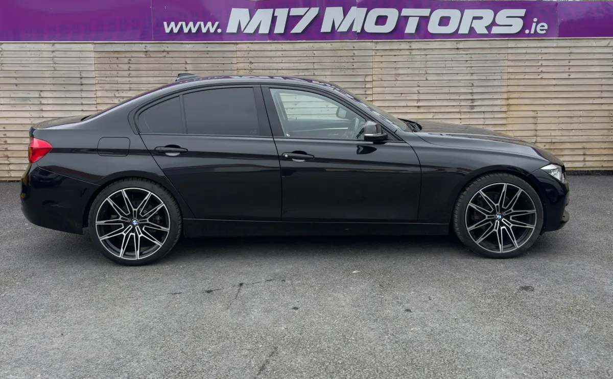 2017 BMW 320d, Upgraded Alloys - Image 4
