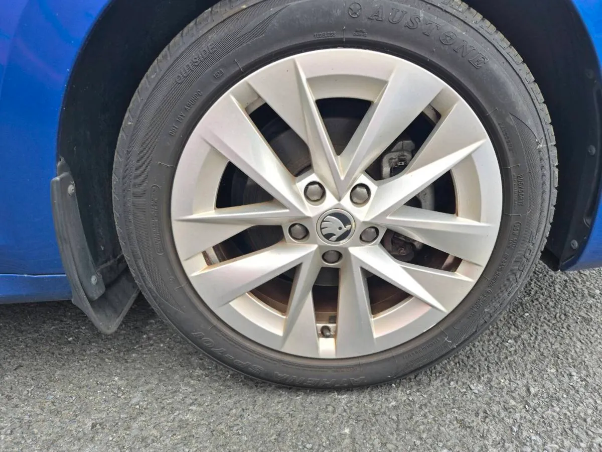 Skoda Octavia Ambition 1.0TSI - Image 3