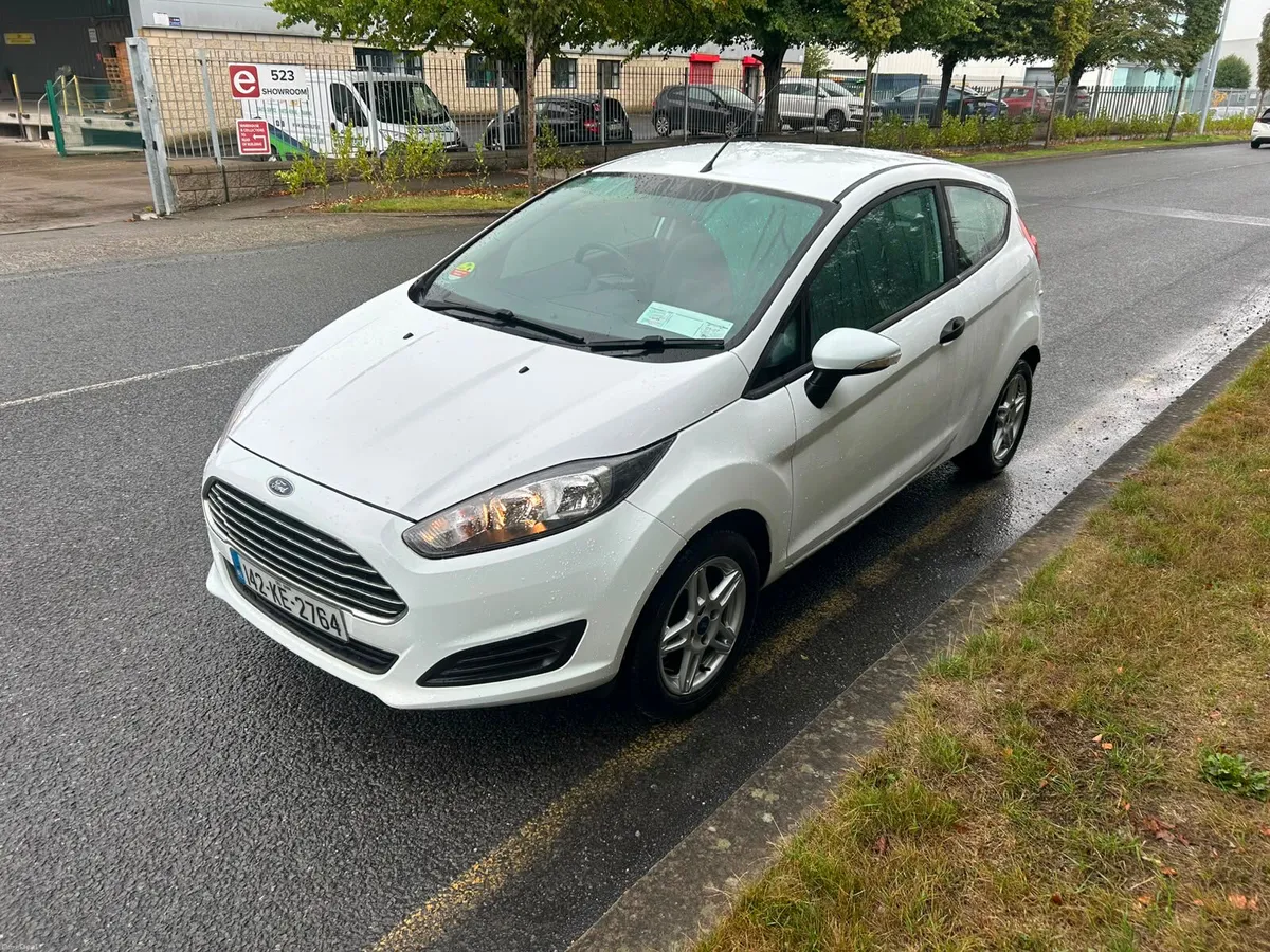 Ford Fiesta 2014 SPORT 3DOOR - Image 2