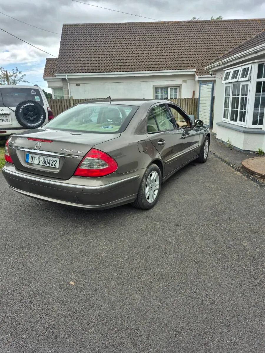 Mercedes e200 1.8 - Image 4