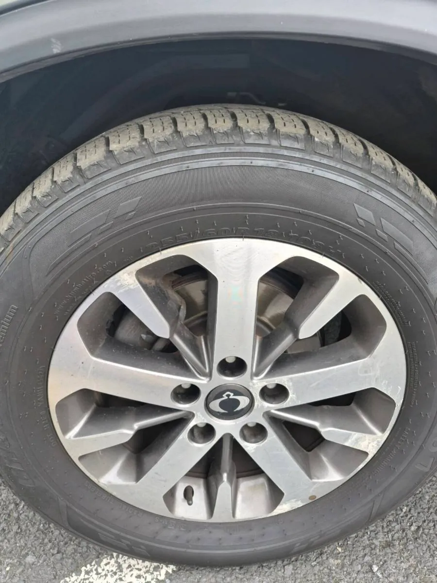 Ssangyong Rexton - Image 3