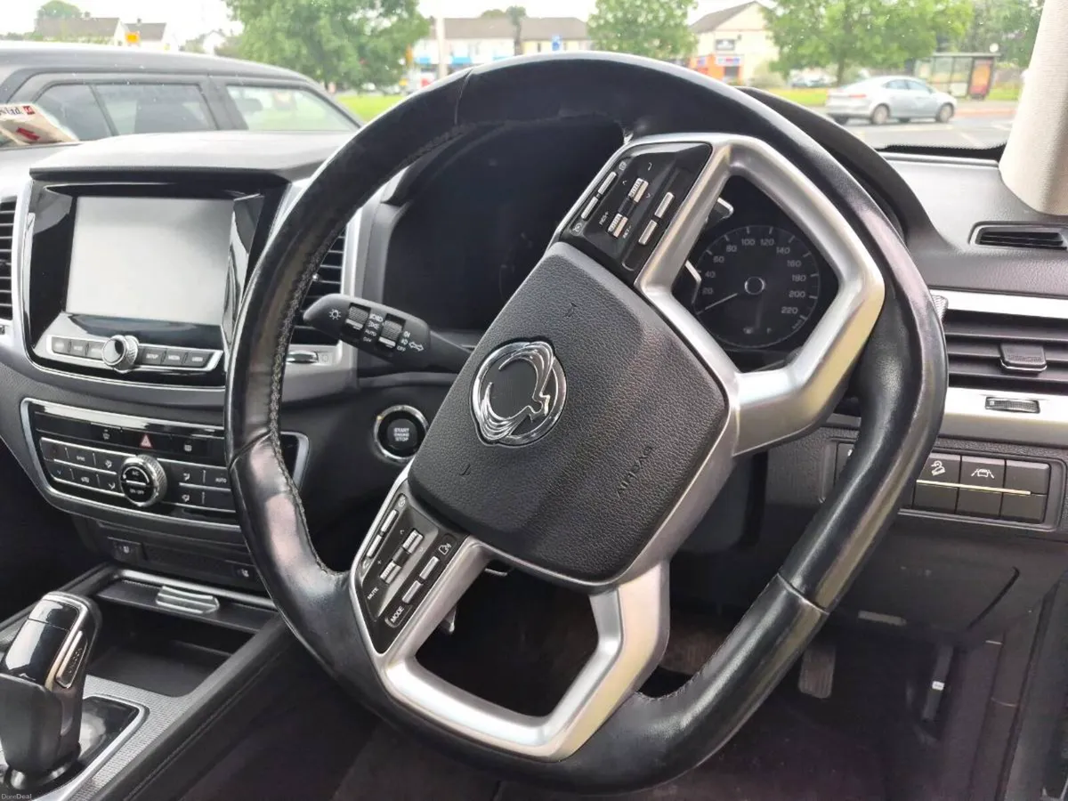 Ssangyong Rexton - Image 5