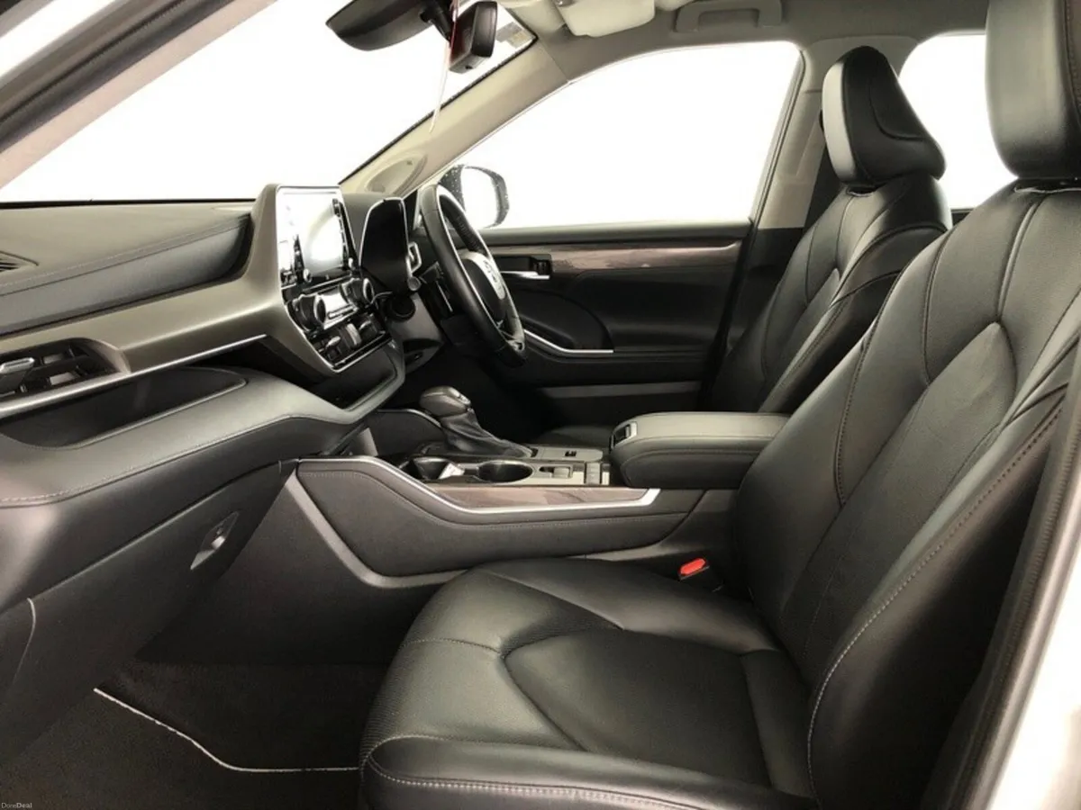 Toyota Highlander Highlander Sol - Image 6