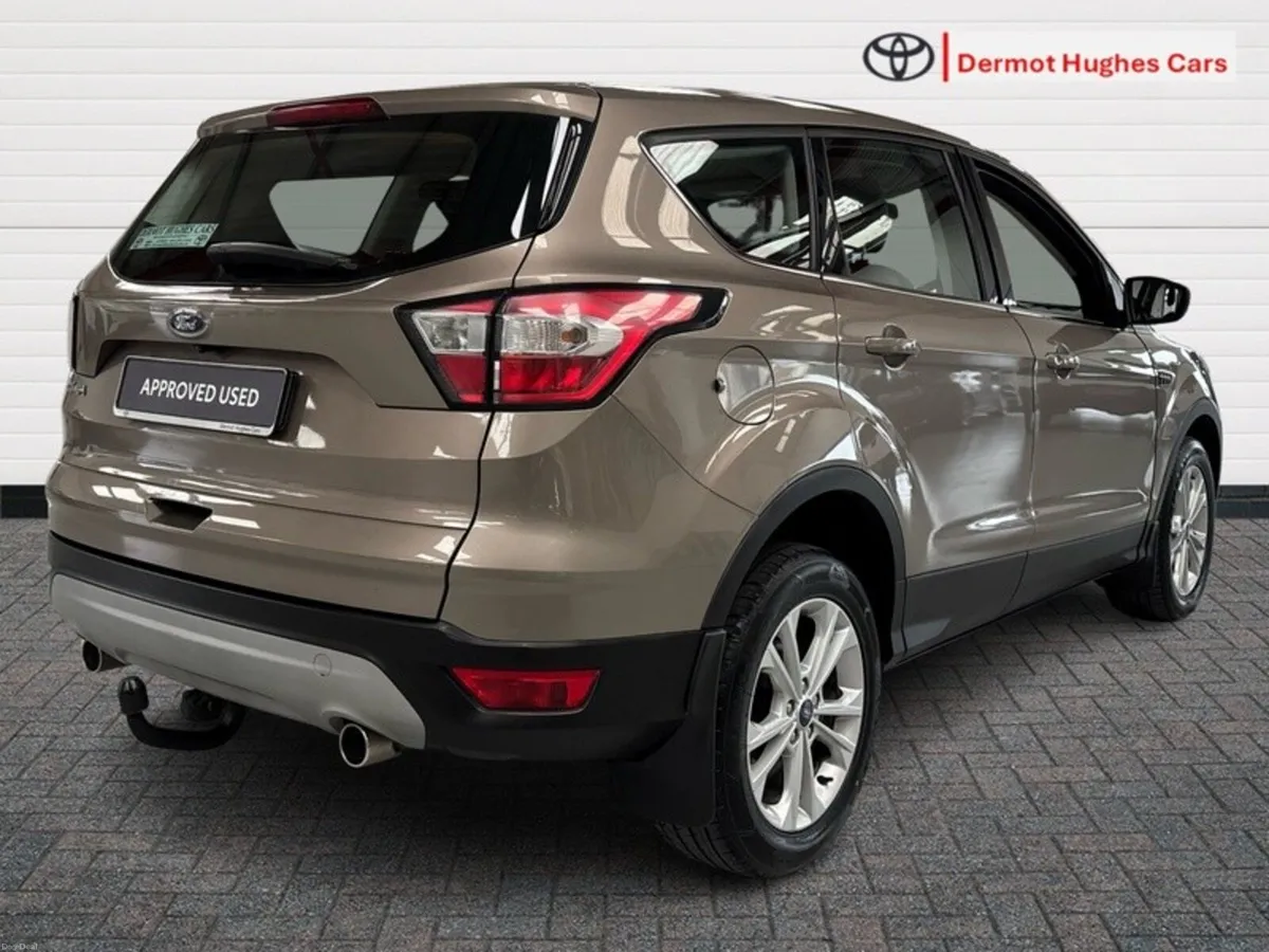 Ford Kuga TITANIUM 1.5 TDCI 120PS 4DR MAN - Image 2