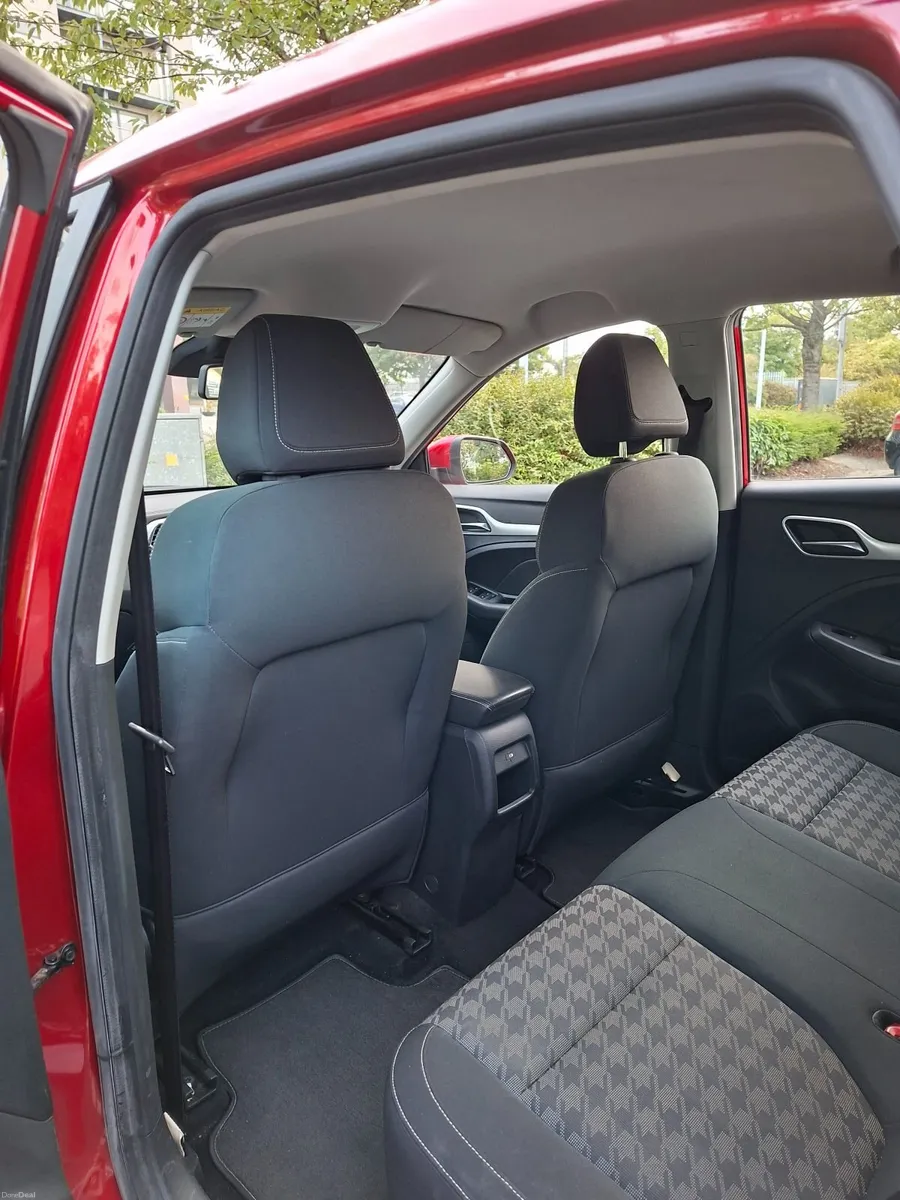 MG ZS 2021 - Image 4