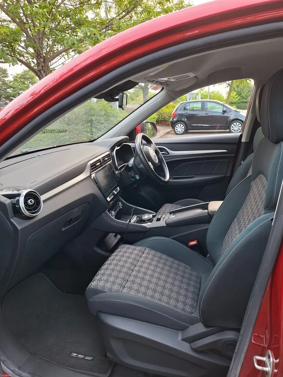 MG ZS 2021 - Image 3