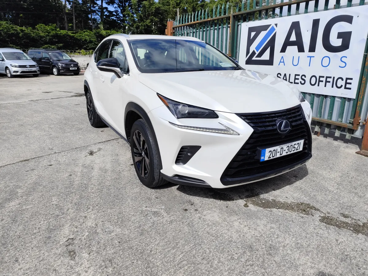 Lexus NX 300h Hybrid - 4WD - Executive - FSH - Image 3