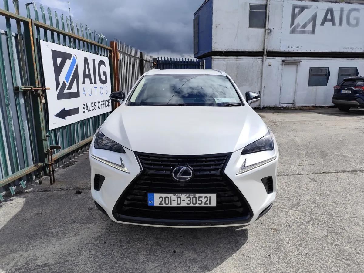 Lexus NX 300h Hybrid - 4WD - Executive - FSH - Image 2