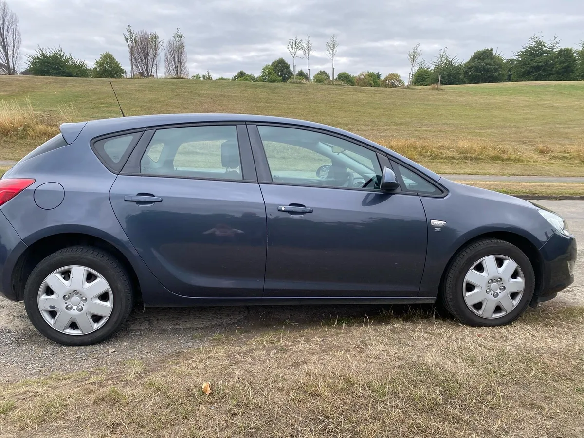 2010  Astra EcoFlex 1.3diesel Nct 10/26 DUNDRUM - Image 5