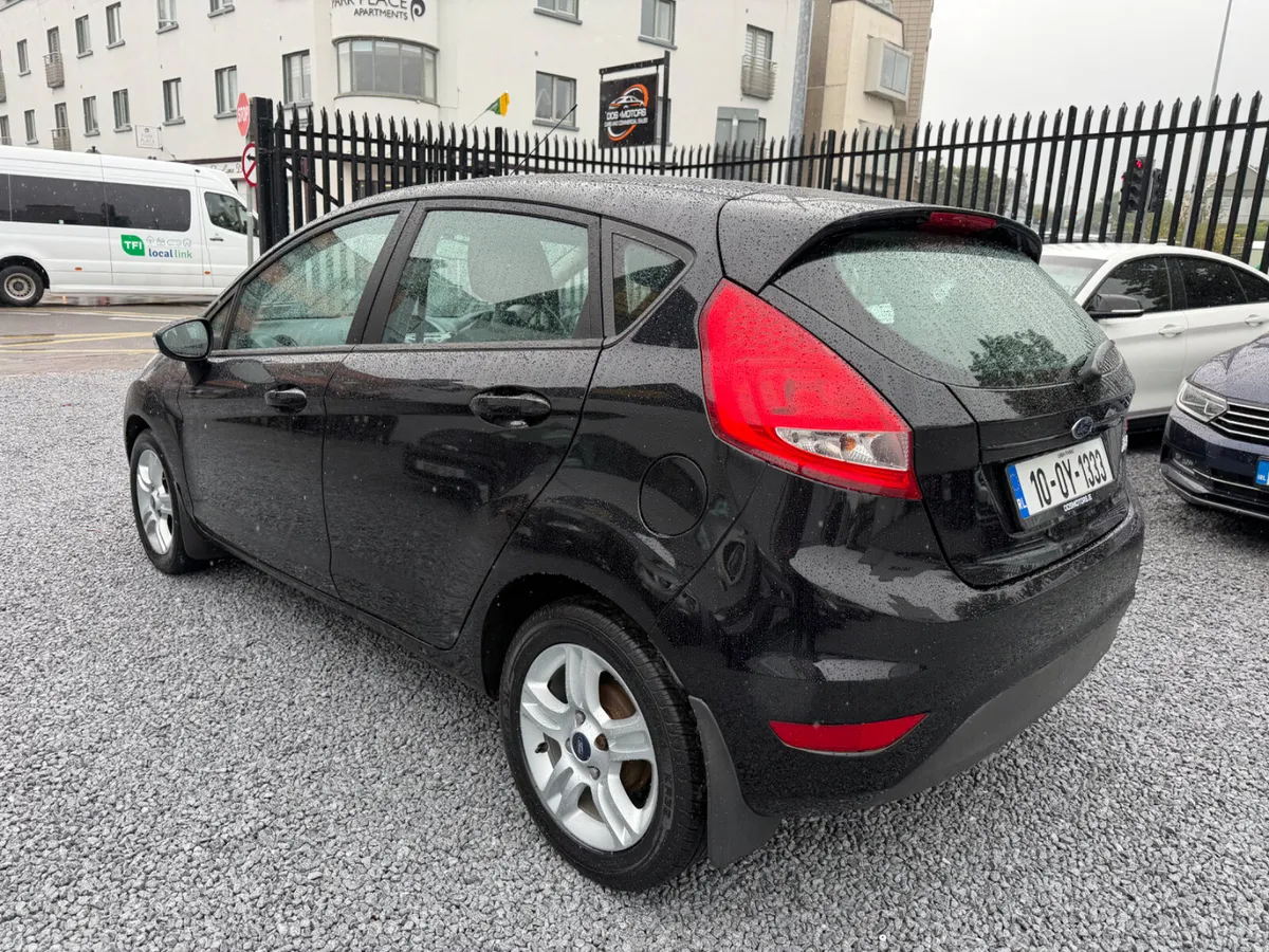 *LOW KM* 2010 Ford Fiesta 1.25 Style 82PS 5DR - Image 5