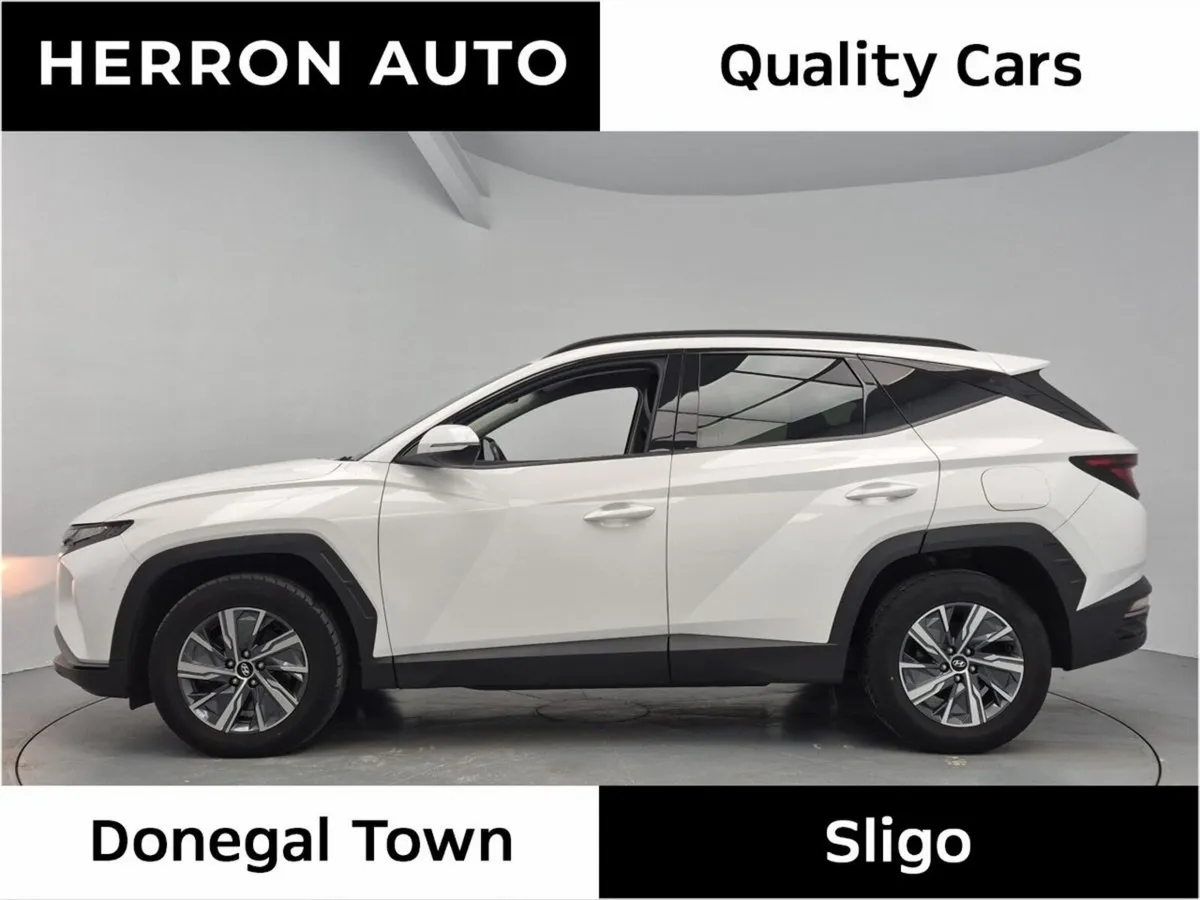 Hyundai Tucson 2WD Executive HEV Auto - Image 2